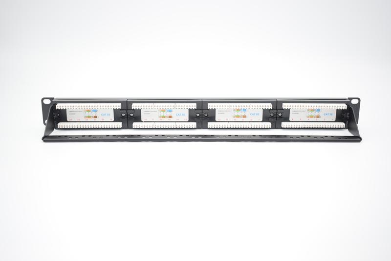 Патч-панель 19дюйм 1U кат.5E неэкранир. 24 порта RJ-45 Dual IDC с задн. кабельным организатором TOKOV ELECTRIC TKE-PP-5E-1U-24P-UTP-CO