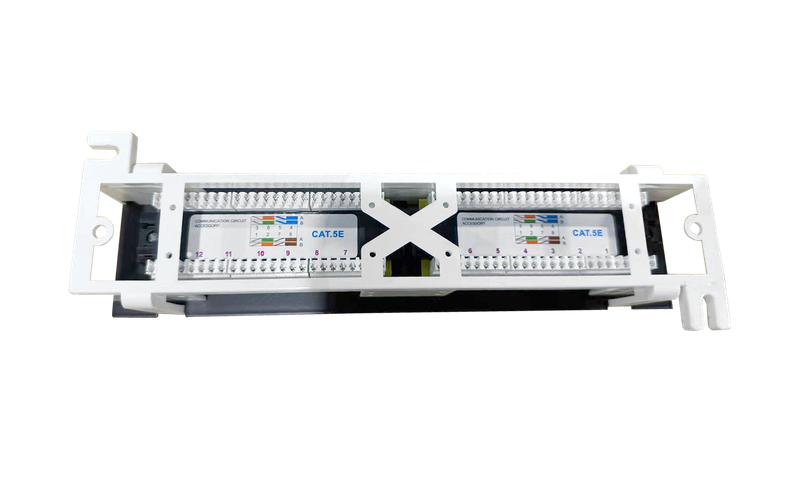 Патч-панель настенная кат.5E UTP 12 портов RJ-45 TOKOV ELECTRIC TKE-WMPP-5E-1U-12P-UTP
